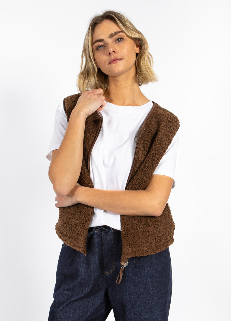 CC Heart CC HEART JAMIE FLEECE WESTE Vest Chocolate brown - 349