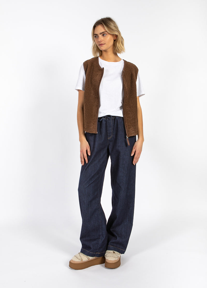 CC Heart CC HEART JAMIE FLEECE WESTE Vest Chocolate brown - 349