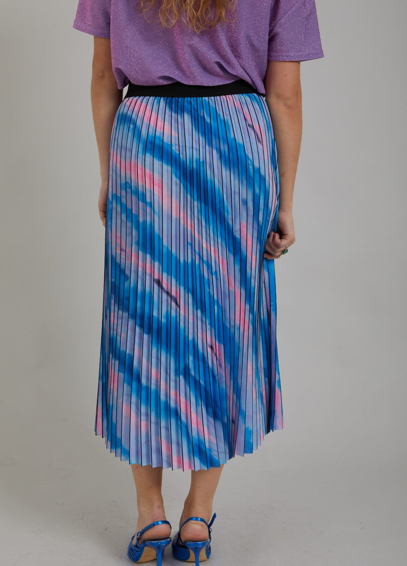 Coster Copenhagen FALTENROCK MIT VERBLASSTEM STREIFENDRUCK Skirt Faded stripe print blue - 509