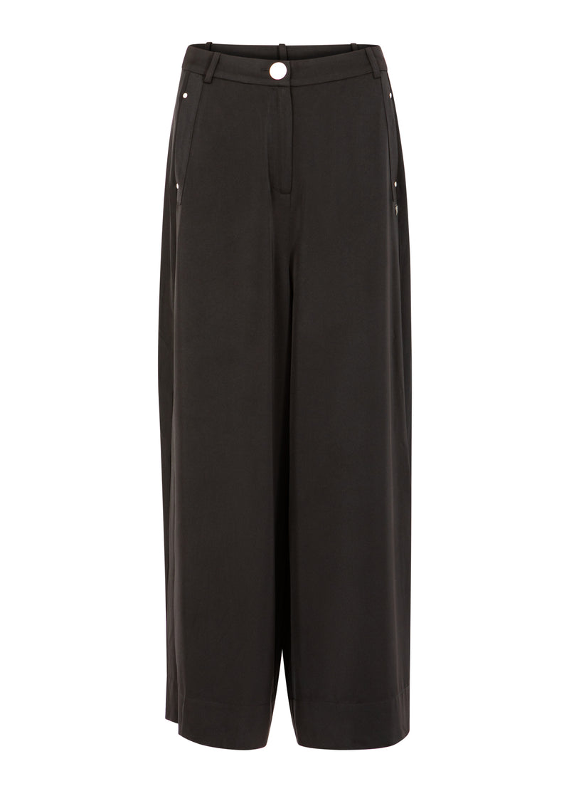 Coster Copenhagen GLÄNZENDE WEITE HOSE - PETRA-PASSFORM Pants Black - 100