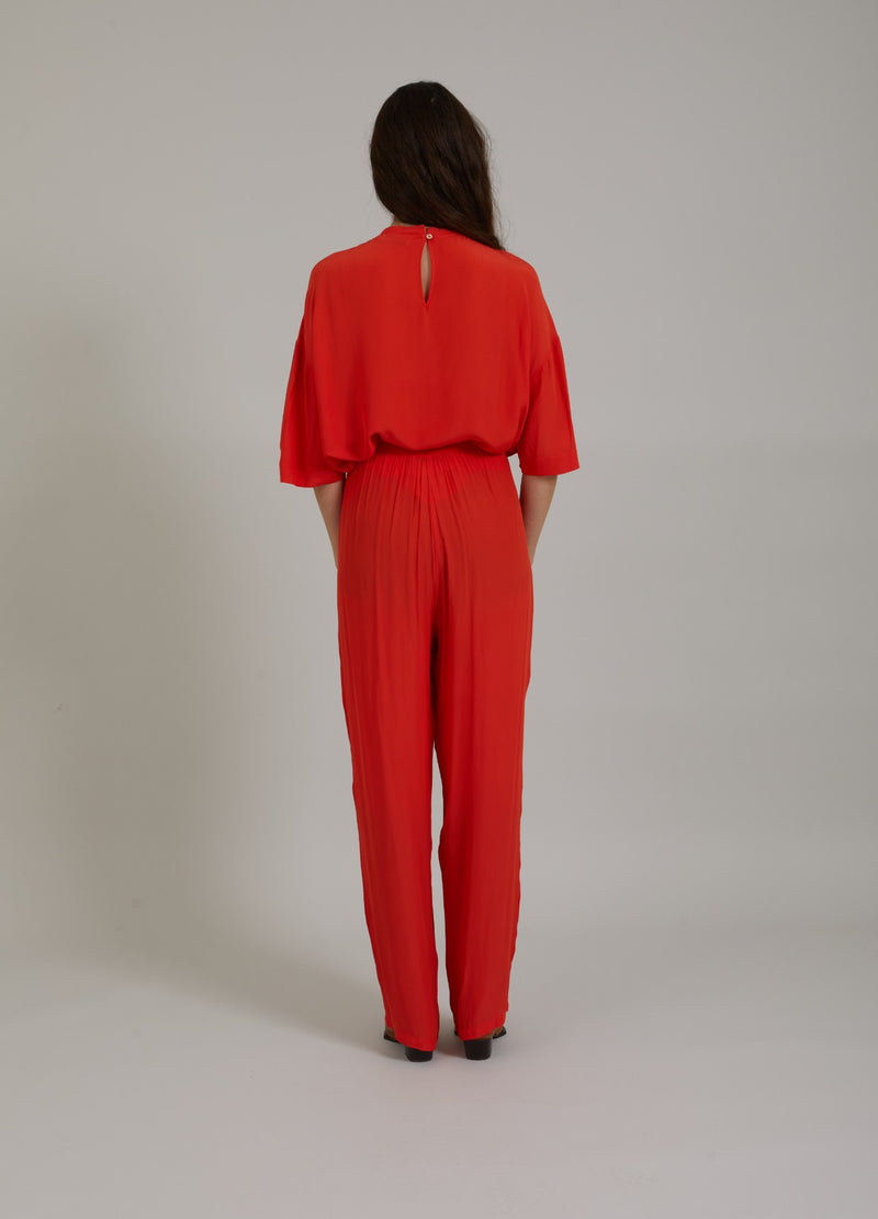 Coster Copenhagen HOSE MIT BUNDFALTEN - STELLA FIT Pants Lipstick red - 698