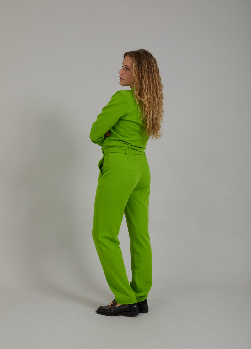 Coster Copenhagen HOSE MIT NORMALEM BEIN - STELLA FIT Pants Flashy green - 459