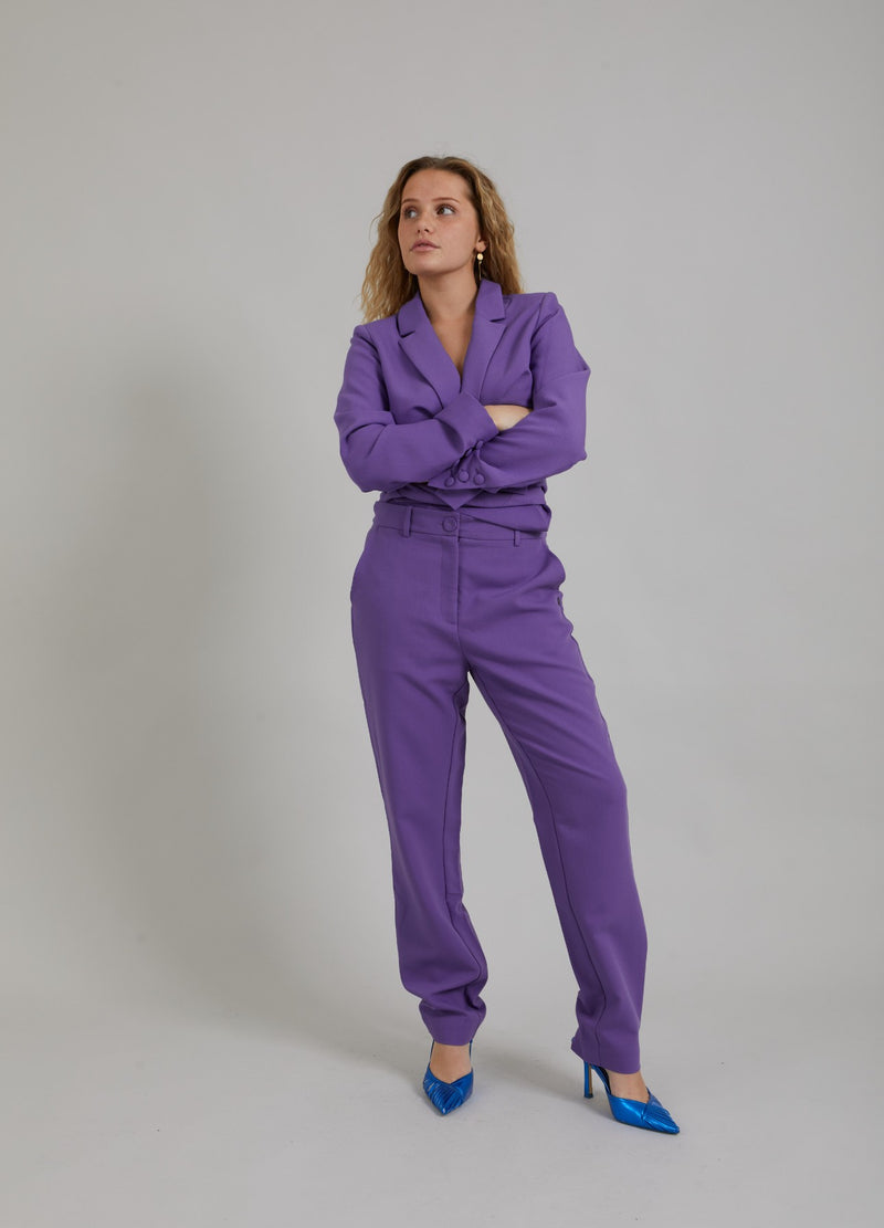 Coster Copenhagen HOSE MIT NORMALEM BEIN - STELLA FIT Pants Warm purple - 846