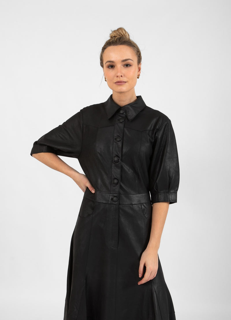 Coster Copenhagen LEDERKLEID MIT KNOPFLEISTE Dress Black - 100