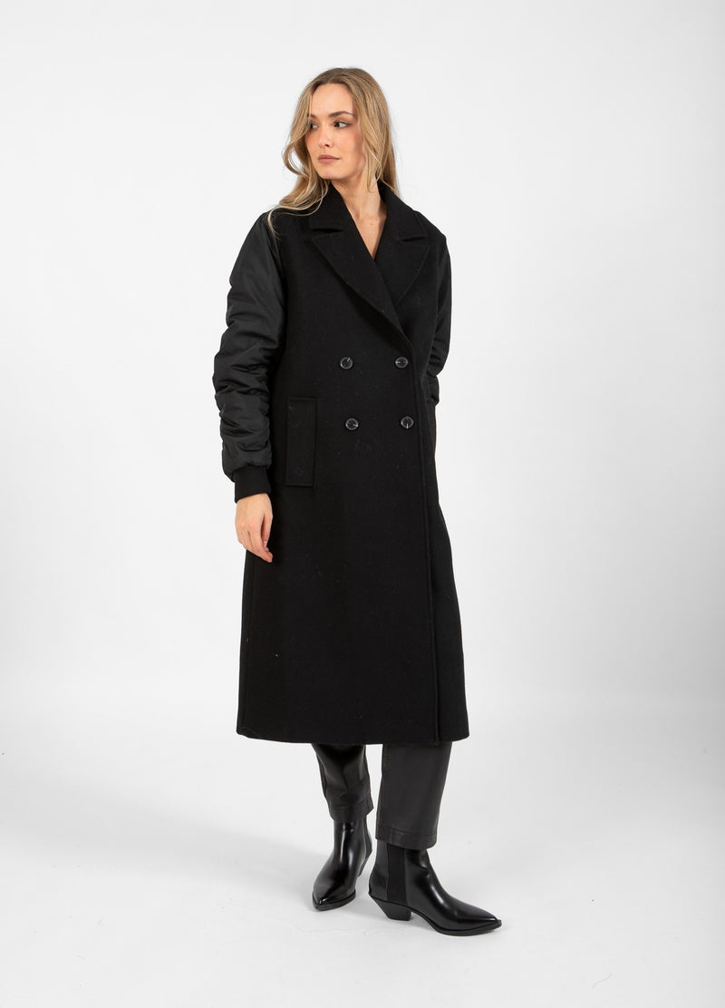 Coster Copenhagen MANTEL MIT BOMBERÄRMELN Outerwear Black - 100