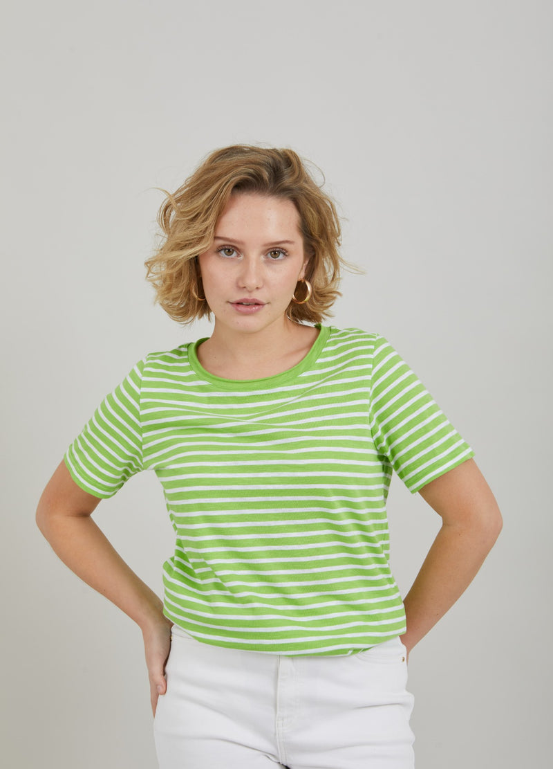 Coster Copenhagen  T-SHIRT MIT STREIFEN - MITTELLANGER ÄRMEL T-Shirt Flashy green stripe - 401