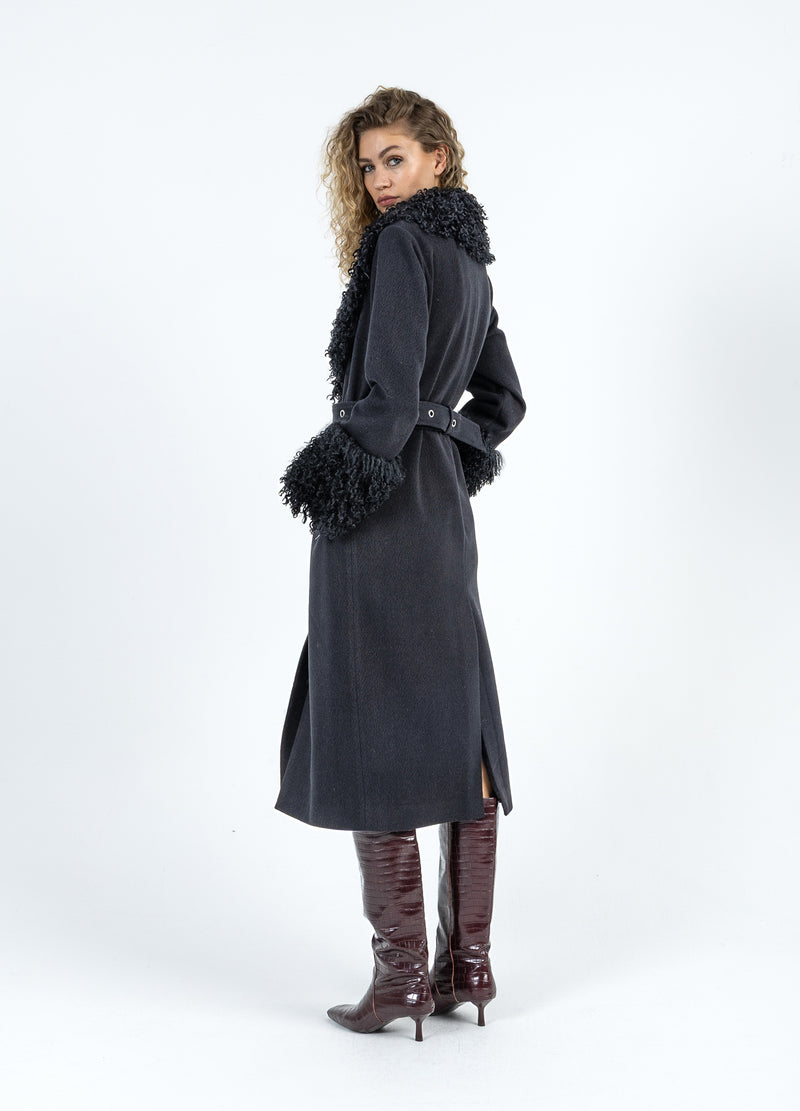 Coster Copenhagen WEICHER MANTEL MIT PELZDETAIL Outerwear Black - 100
