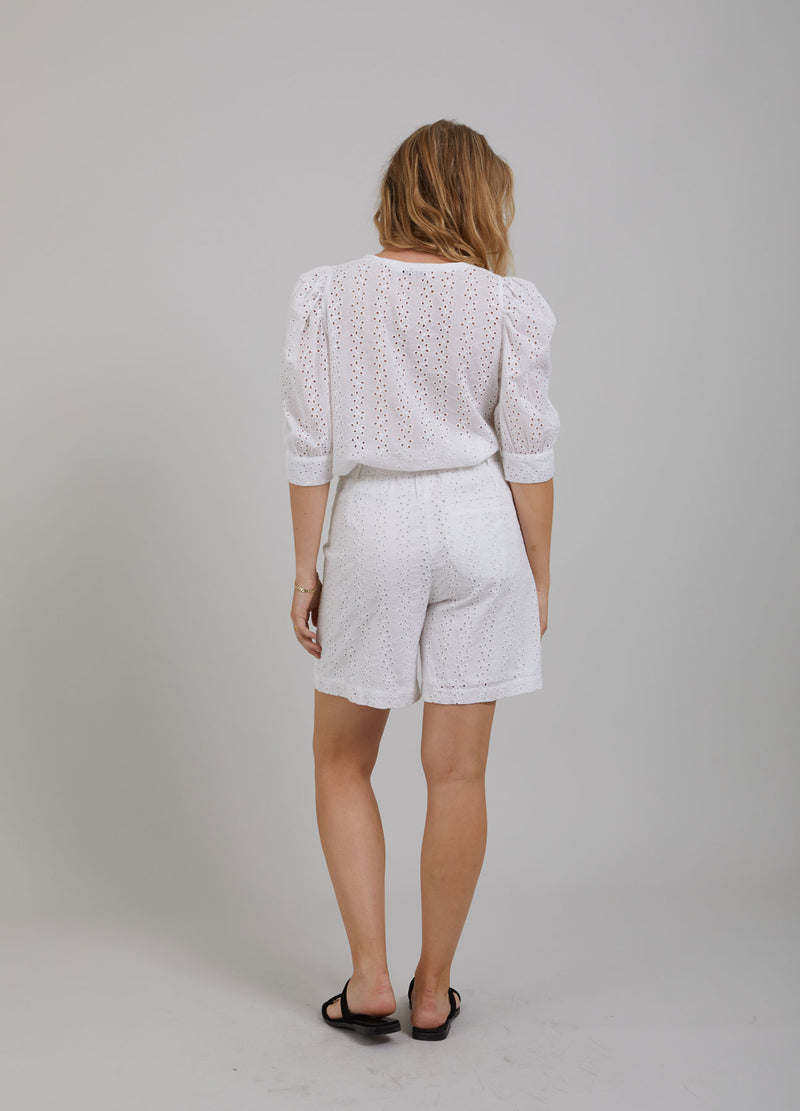 CC Heart  CC HEART LENA SHORTS MIT LOCHSTICKEREI Shorts White - 200