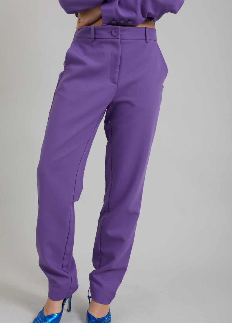Coster Copenhagen HOSE MIT NORMALEM BEIN - STELLA FIT Pants Warm purple - 846
